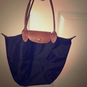 Longchamp-Medium Size